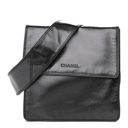 Chanel Lambskin Logo Messenger Black 1 of 10