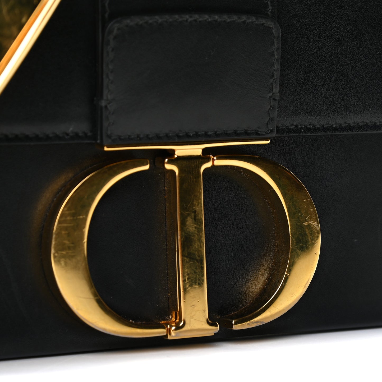 Box Calfskin 30 Montaigne Box Bag Black