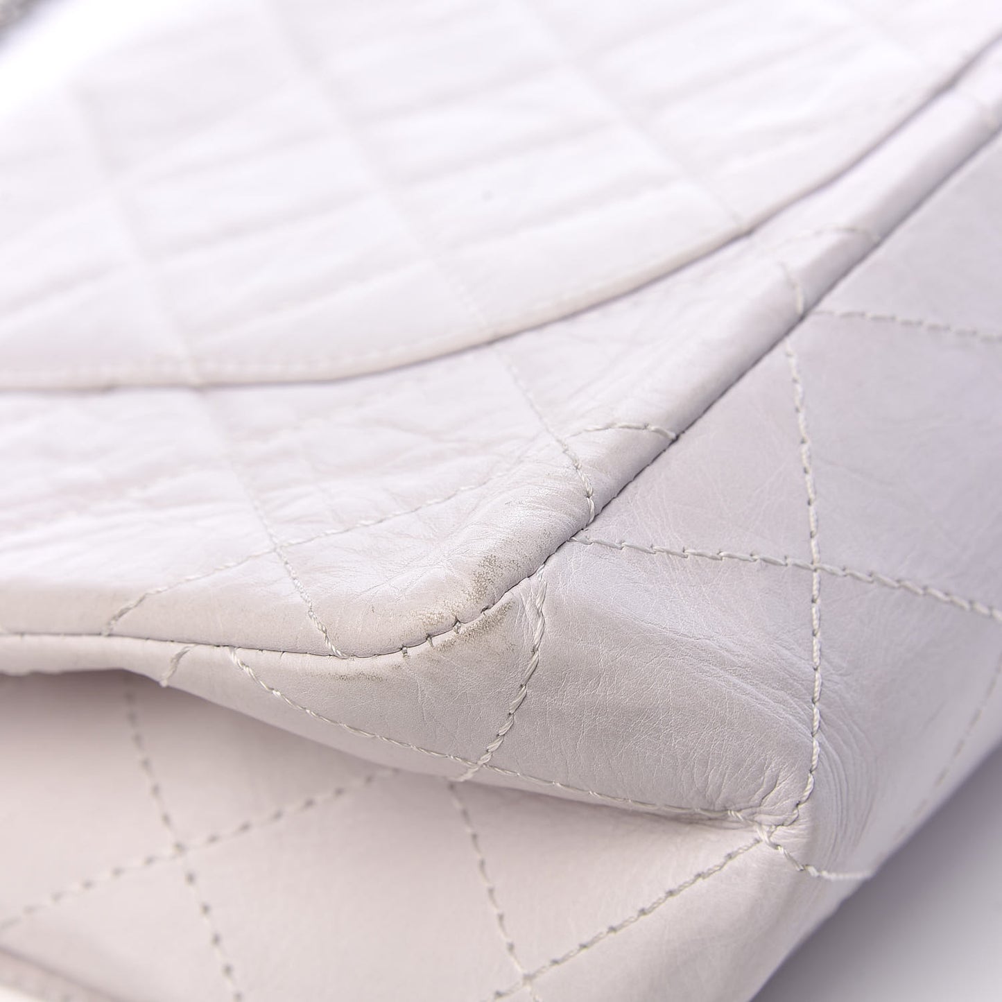 Aged Calfskin Quilted 50th Anniversary 2.55 Reissue 228 Flap White