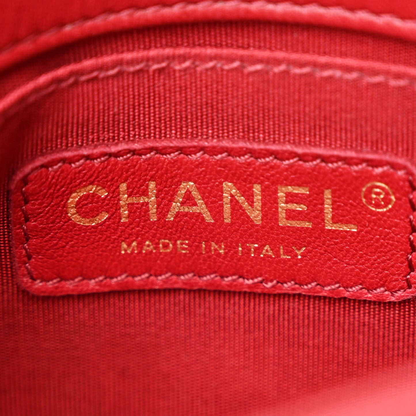 Lambskin Quilted CC Unchained Crossbody Red