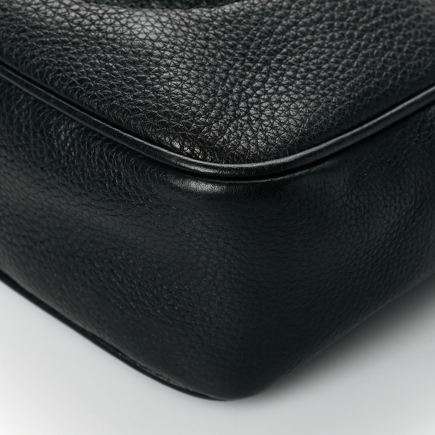 Pebbled Calfskin Small Soho Disco Bag Black