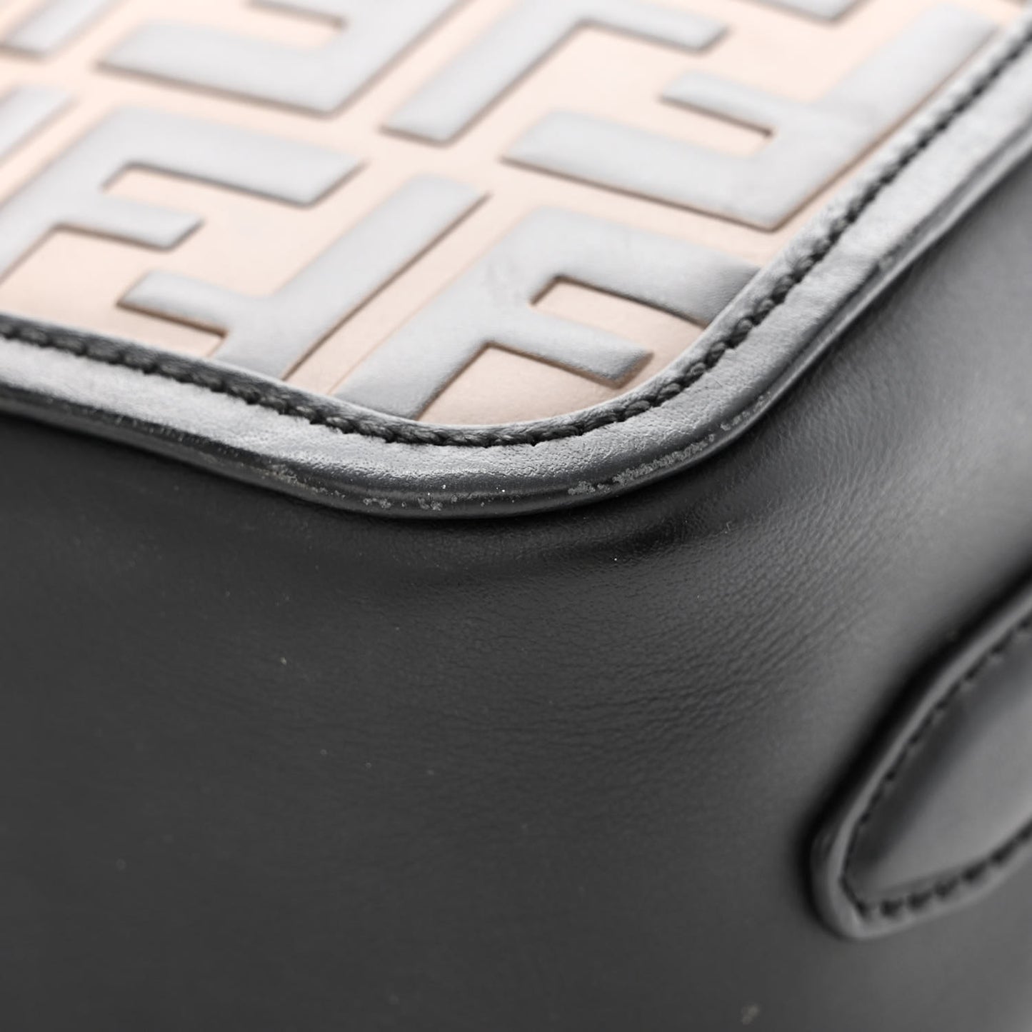 Vitello Century F is Fendi Bi-Color FF 1974 Embossed Camera Case Maya Black
