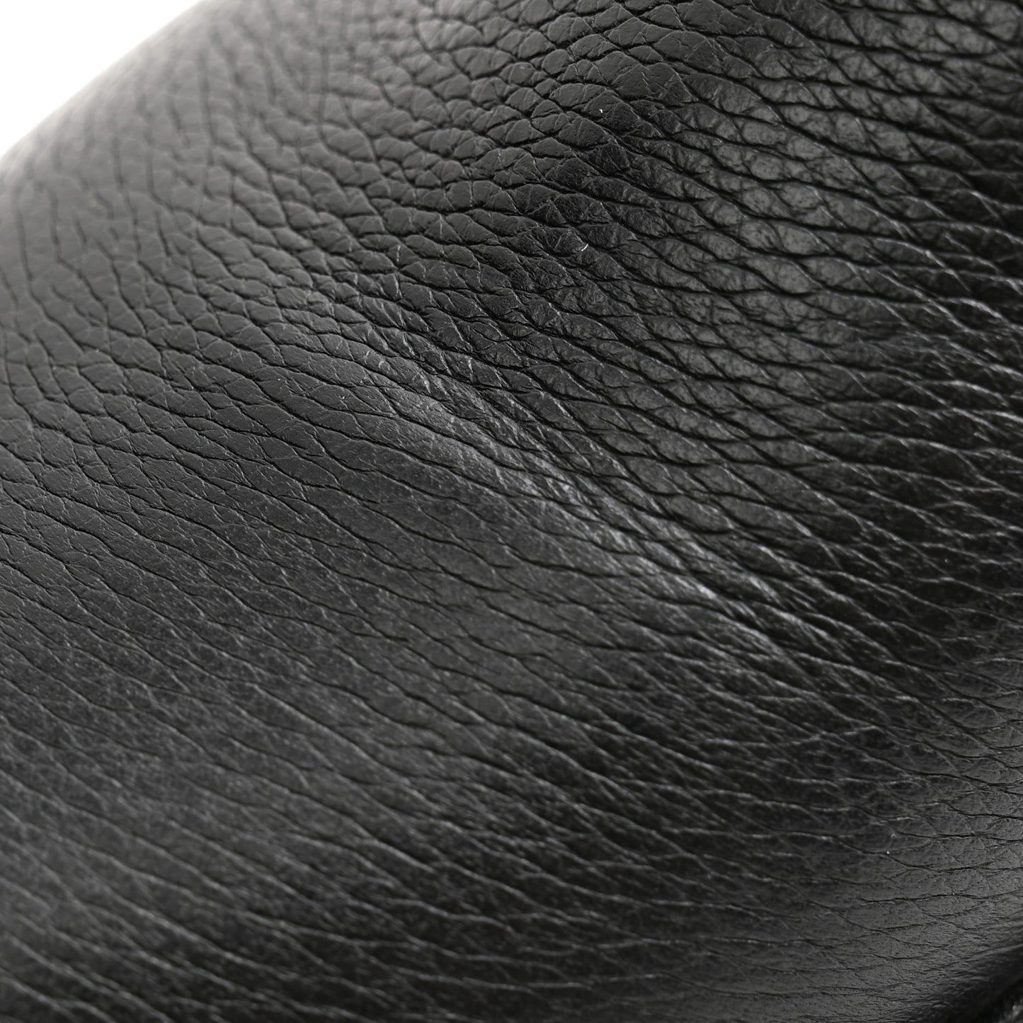 Grained Calfskin Monogram Discovery Flat Ankle Boots 35.5