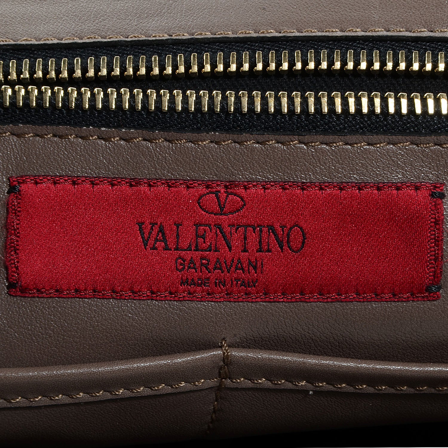 Valentino Garavani Calf Hair Feather Medium Rockstud Tote 7 of 11