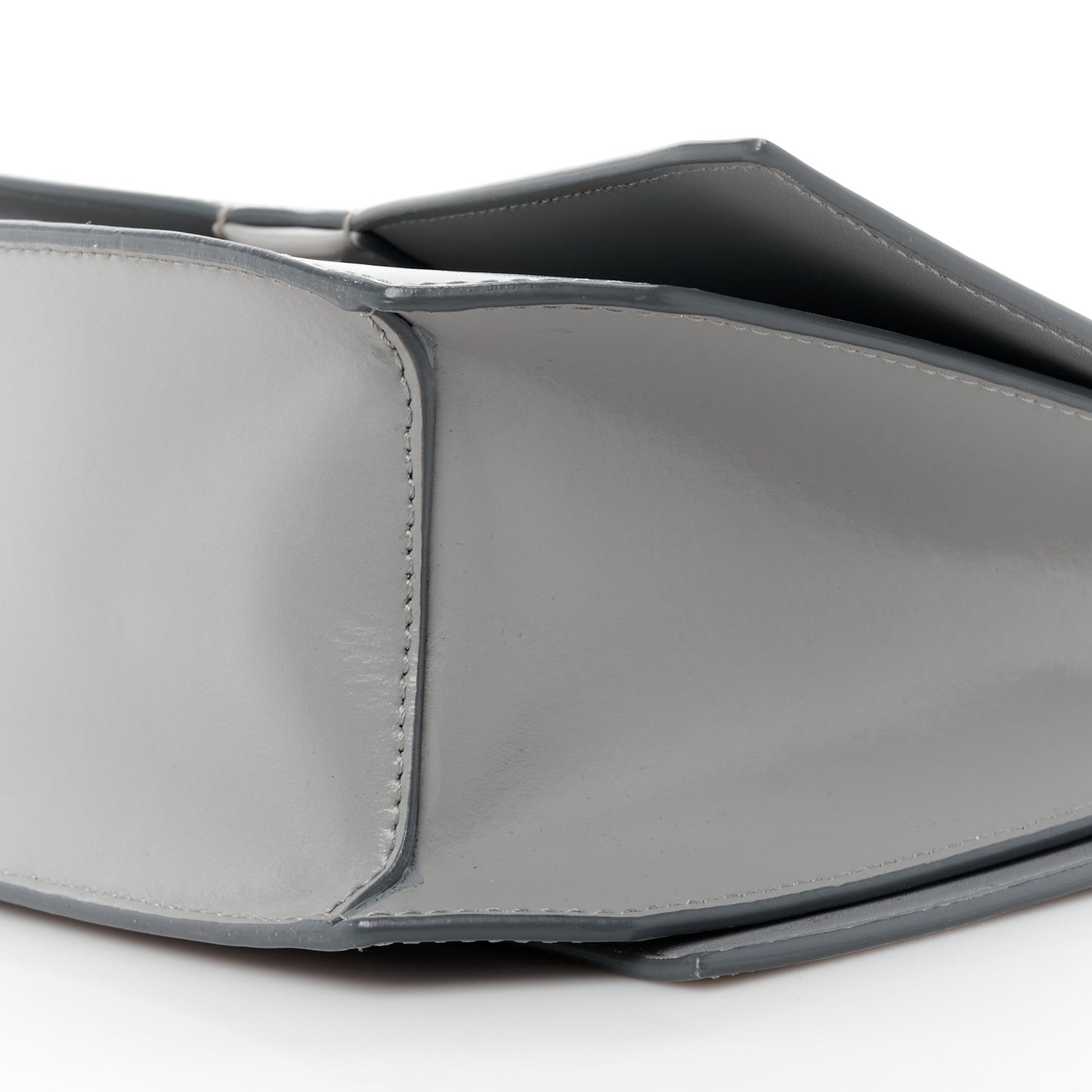 Calfskin Medium Bow Cut Shoulder Bag Pearl Grey
