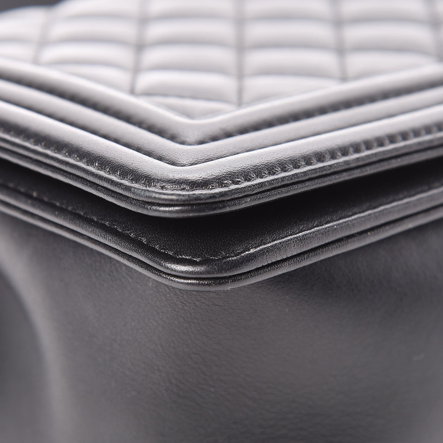 Chanel Calfskin Quilted Medium Boy Flap Black 6 of 18
