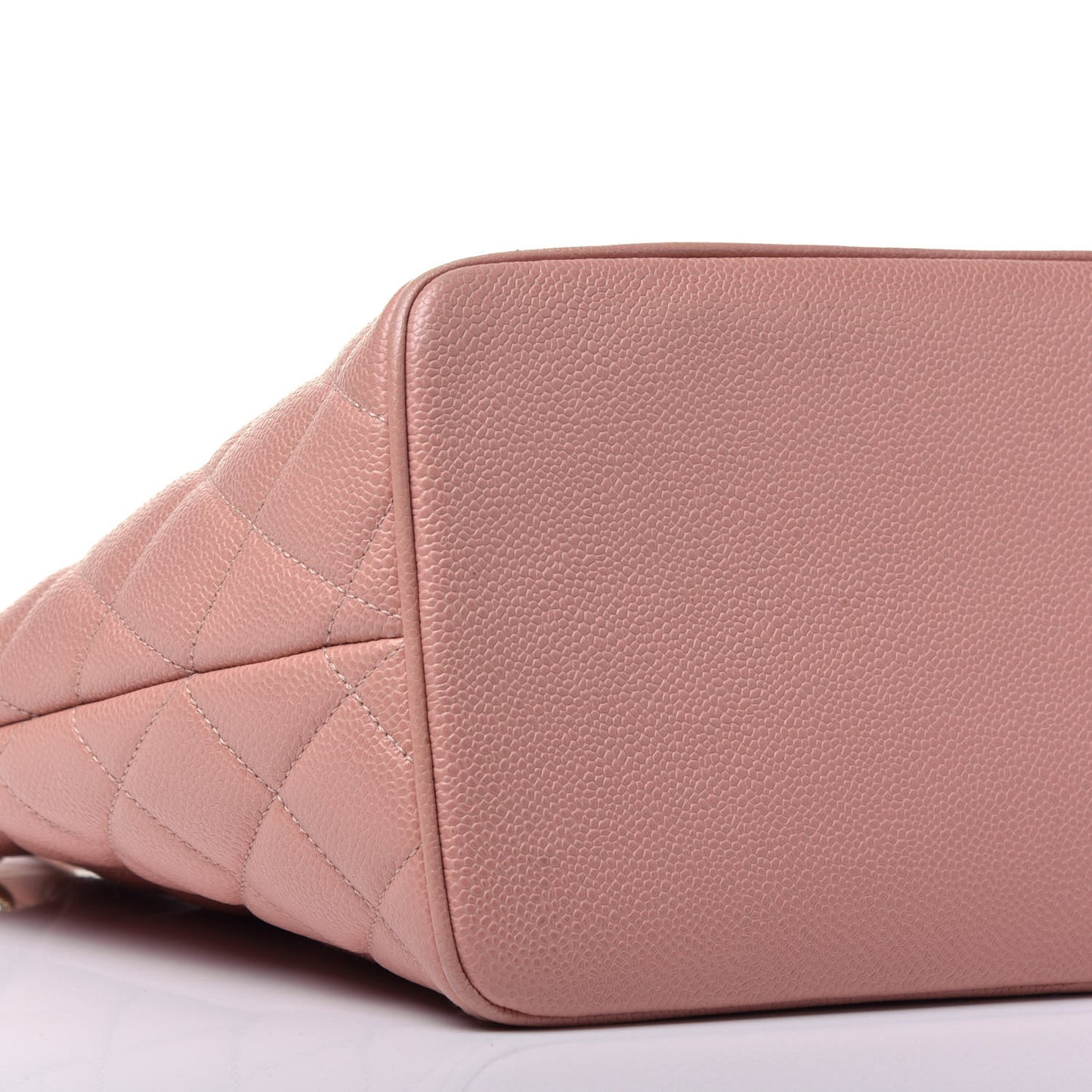 Caviar Medallion CC Tote Light PinkCHANEL Caviar Quilted Medallion Tote Pink