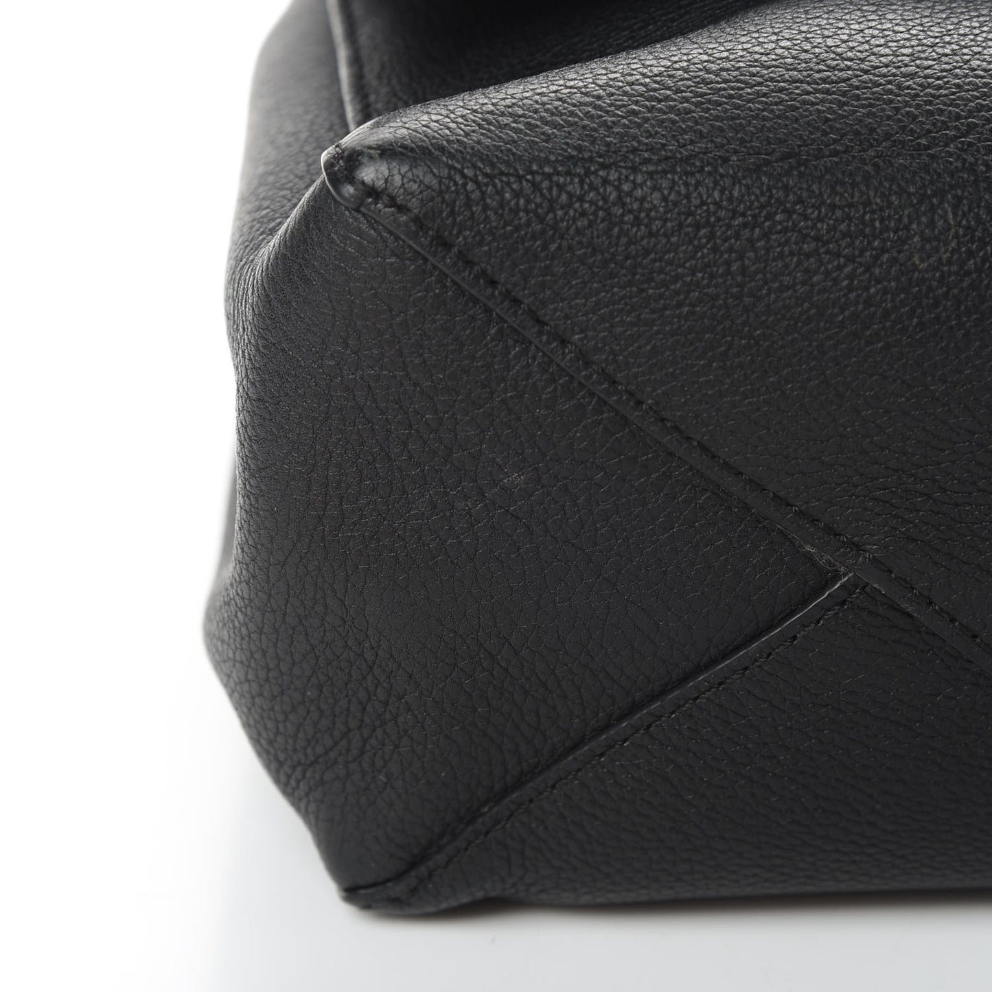 Soft Calfskin Lockme II Top Handle Black