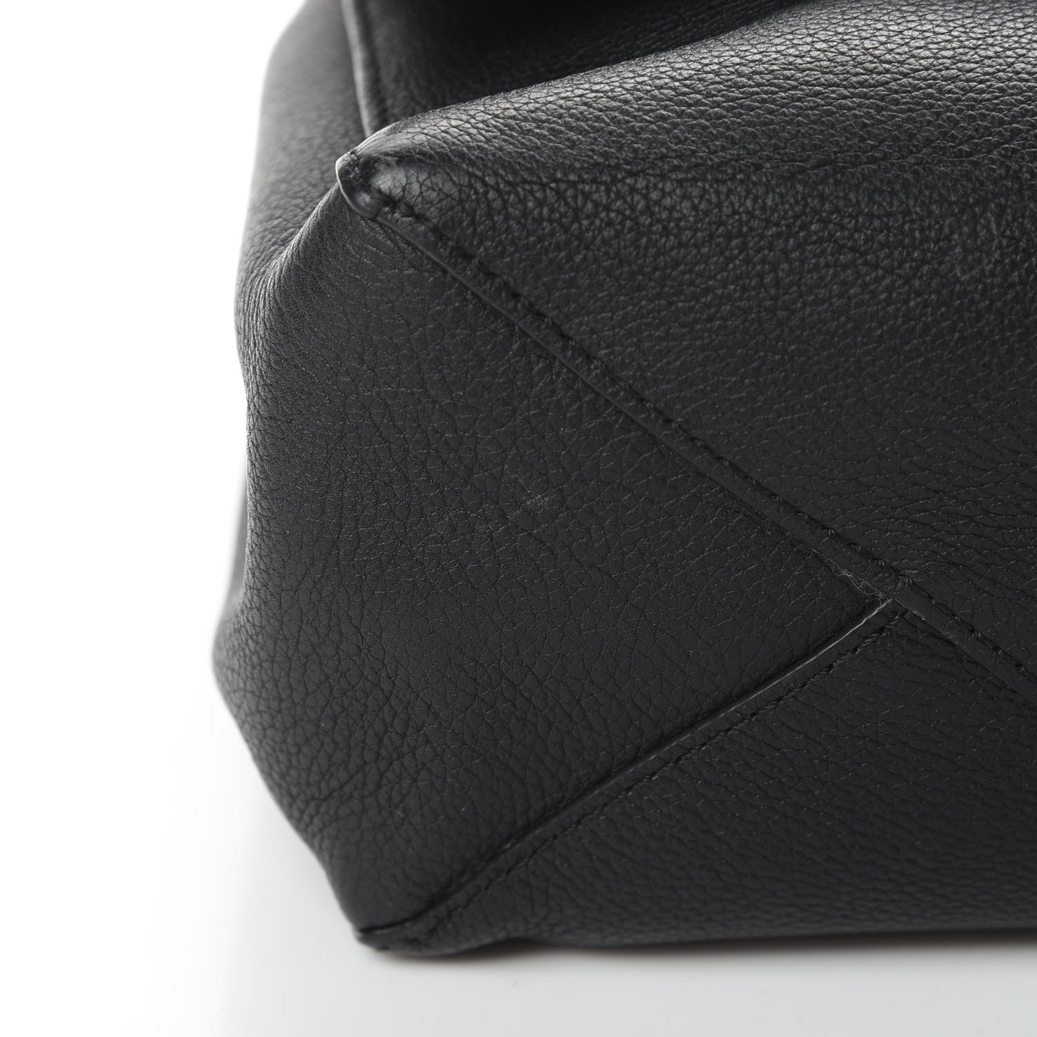 Louis Vuitton Soft Calfskin Lockme II Top Handle Black 12 of 12