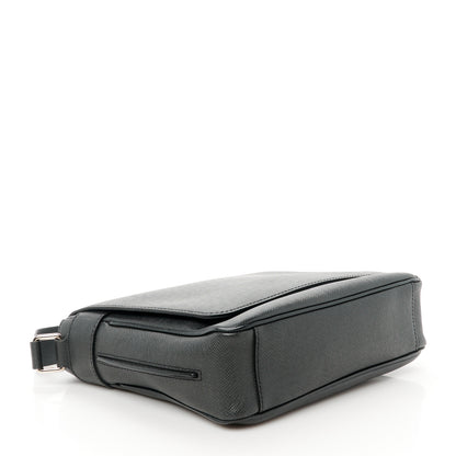 Louis Vuitton Taiga Roman PM Messenger Black 4 of 10