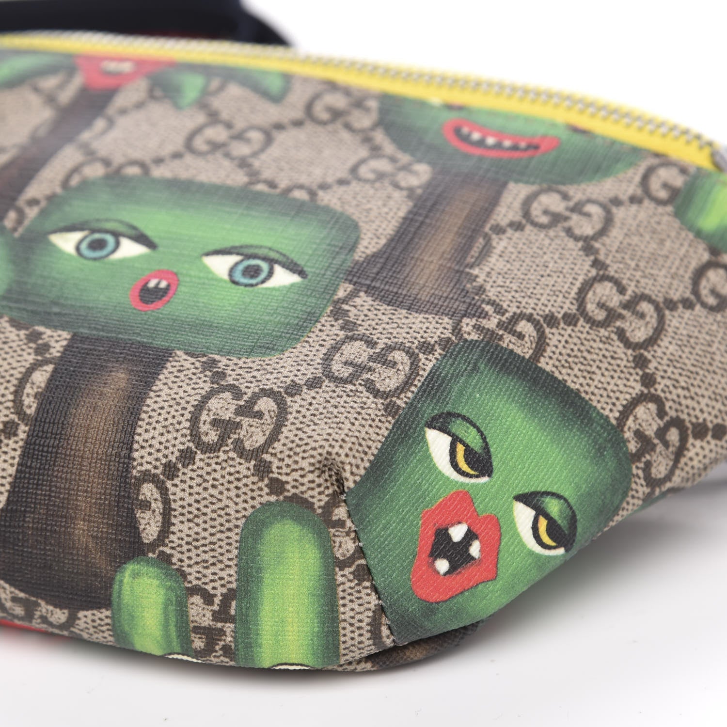 Gucci GG Supreme Monogram Smiling Plants Childrens Belt Bag Multicolor 9 of 10