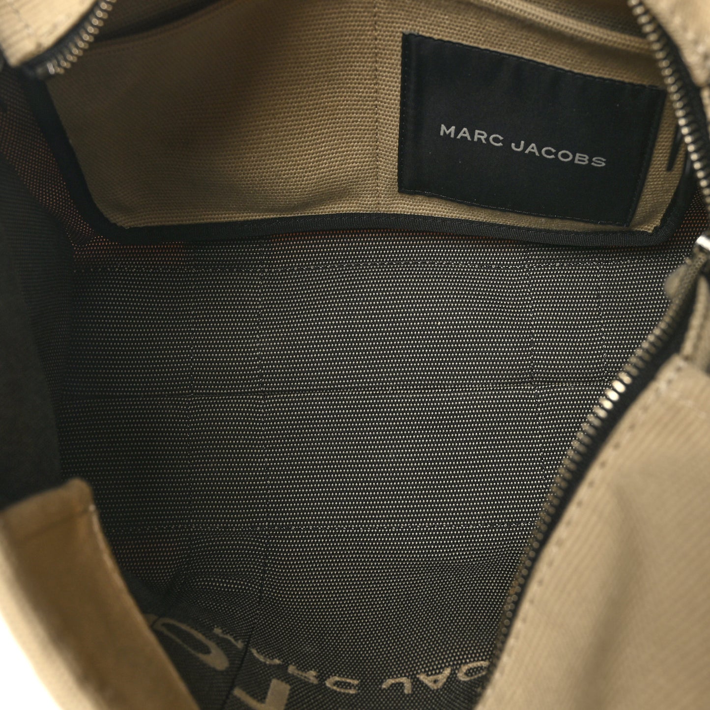 Jacquard Medium The Traveler Tote Bag Warm Sand