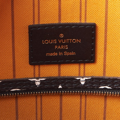 Louis Vuitton Monogram Giant Jungle Neverfull MM Black 6 of 9