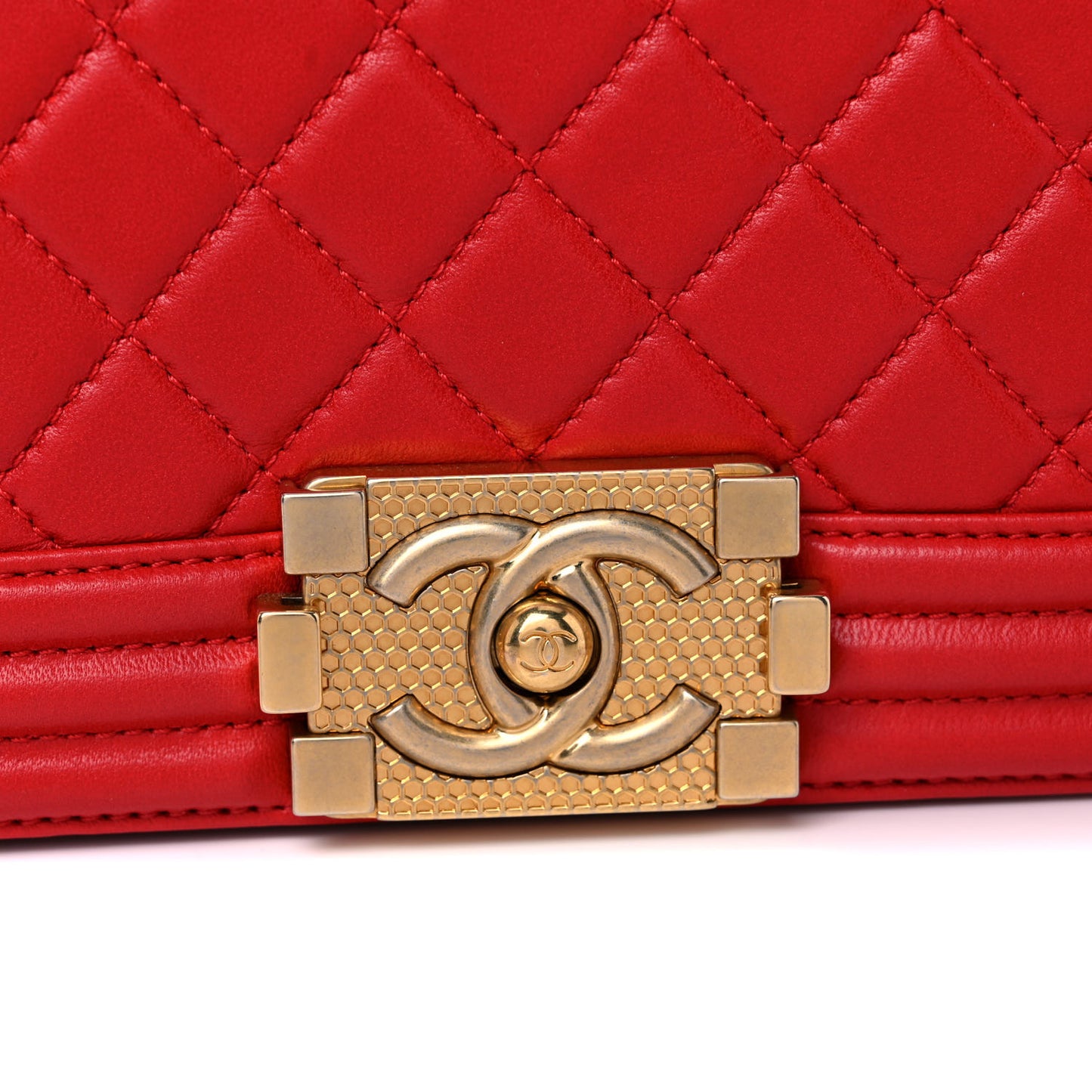 Lambskin Quilted Medium Boy Flap Red
