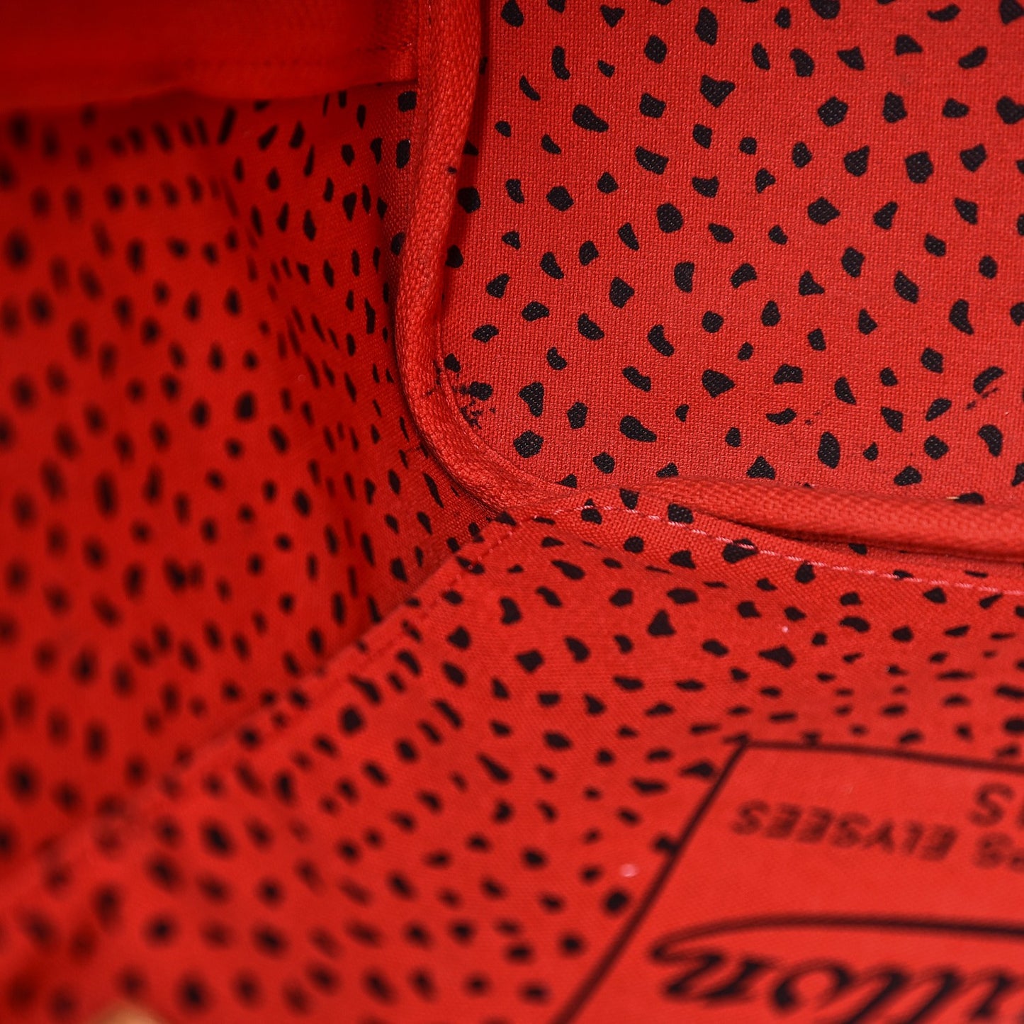Monogram Kusama Waves Neverfull MM Red
