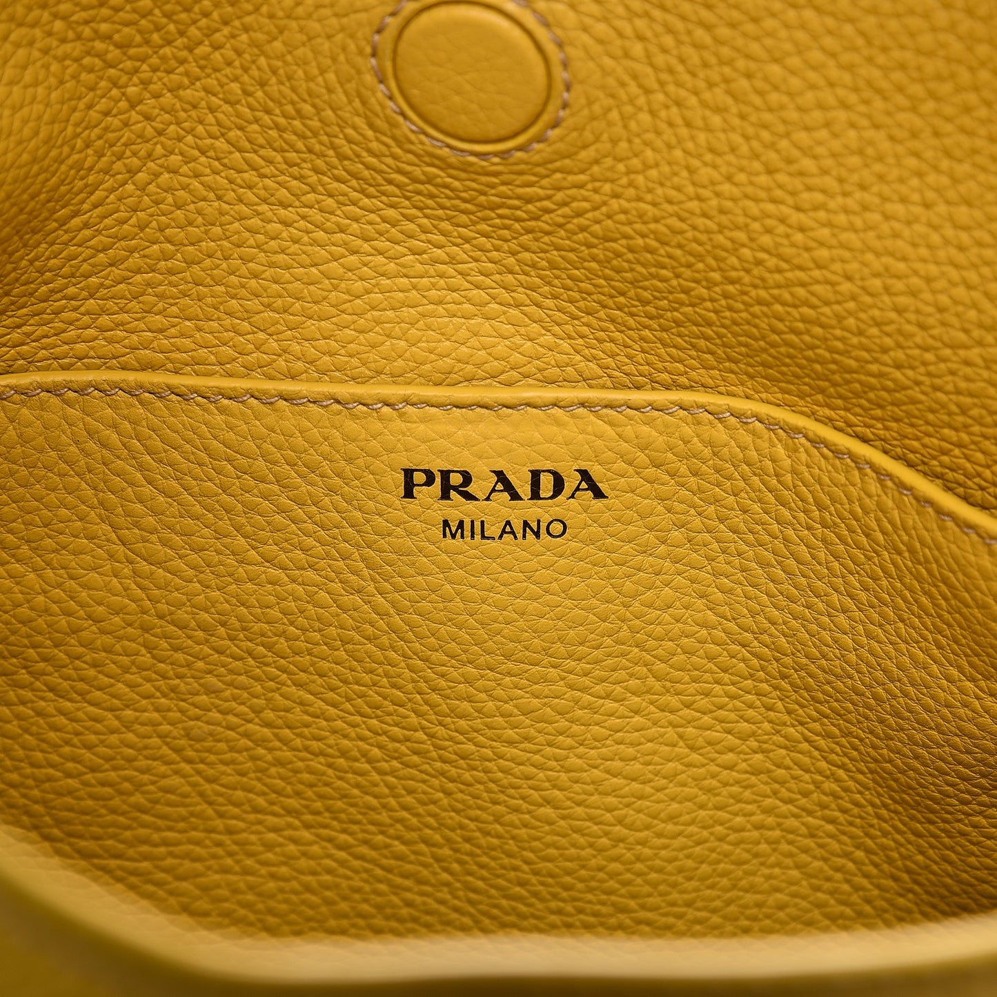 Vitello Daino Chain Hobo Sole