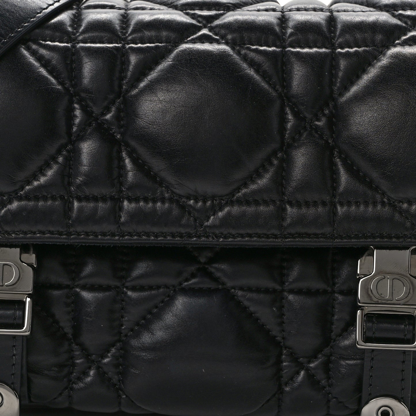 Calfskin Macrocannage Small Diorcamp Messenger Black
