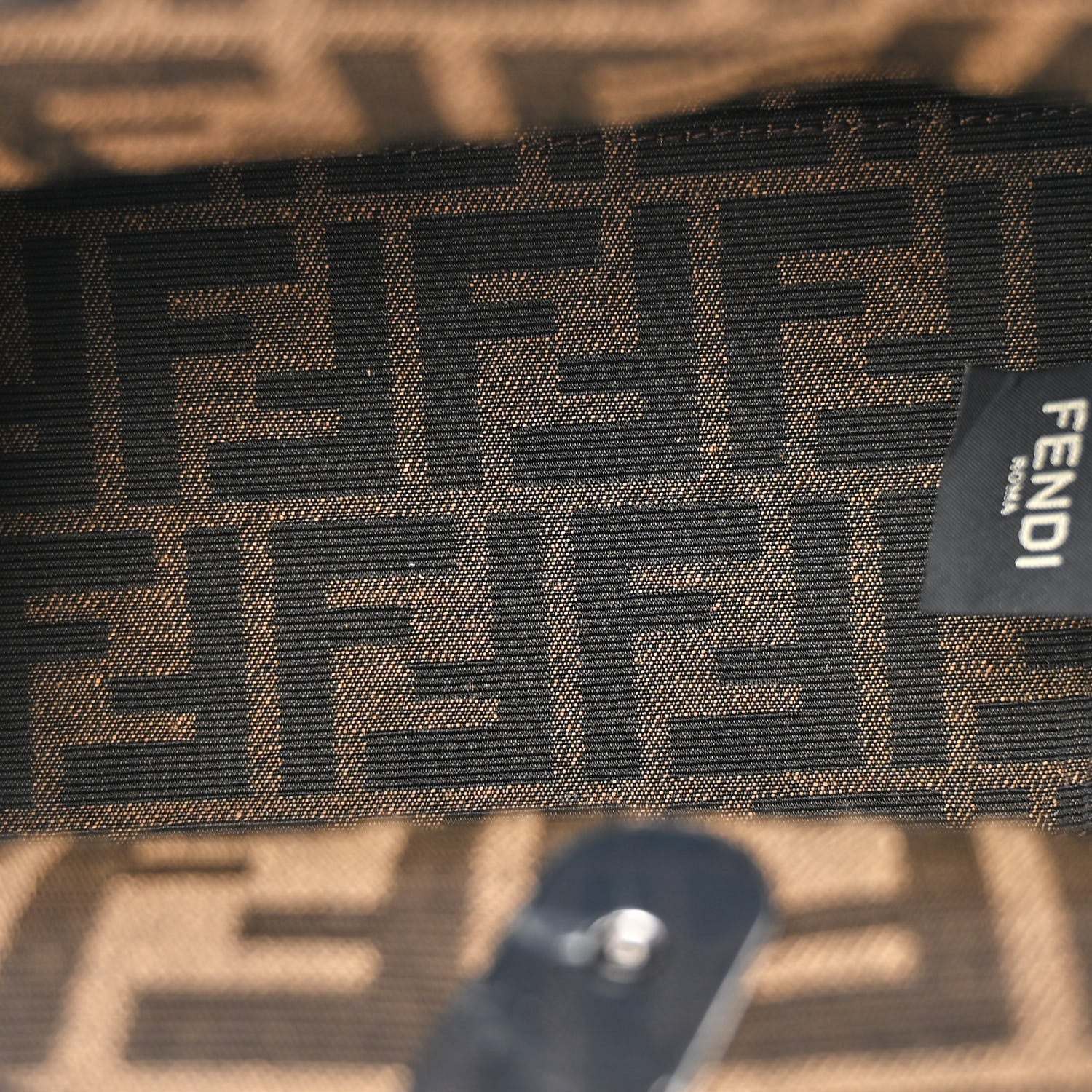 Fendi Patent Midi Fendi First Edamame 5 of 12