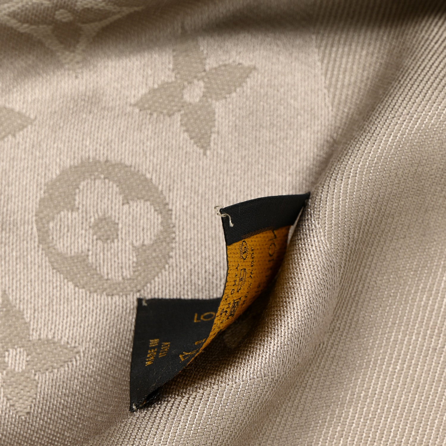 Louis Vuitton Silk Lurex Wool Monogram Shine Shawl Greige 4 of 4