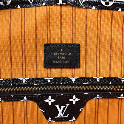 Louis Vuitton Monogram Giant Jungle Neverfull MM Black 7 of 11