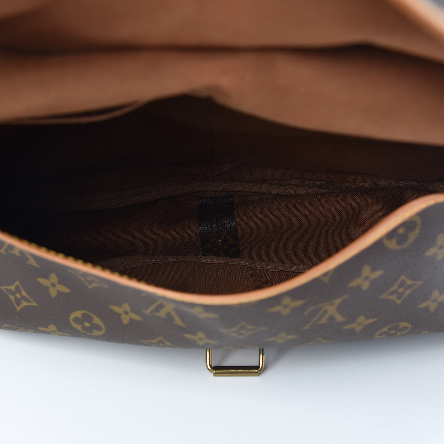 Monogram Saumur 35