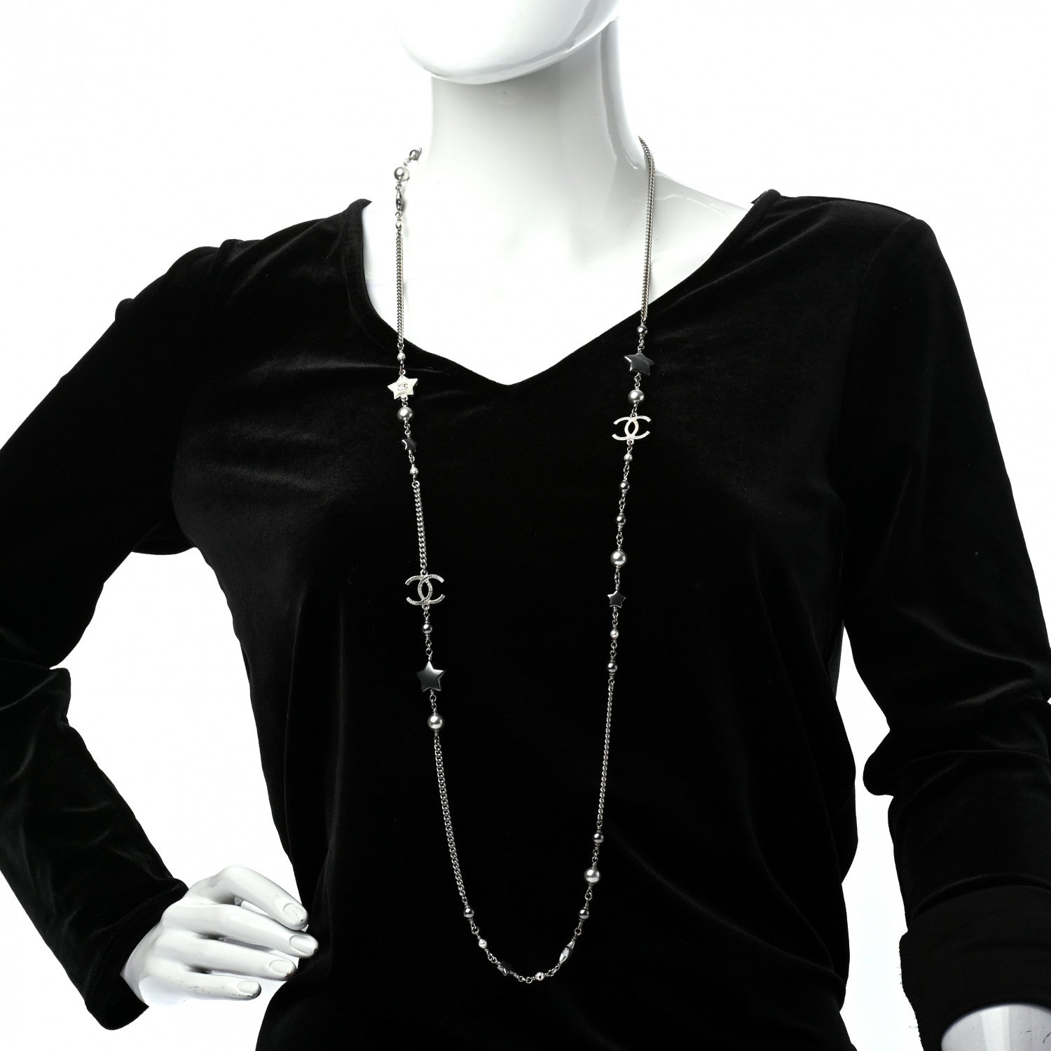 Chanel Resin Pearl Star CC Necklace Grey Silver 2 of 5