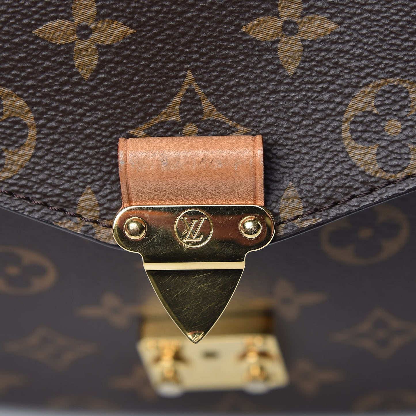 Monogram Pochette Metis