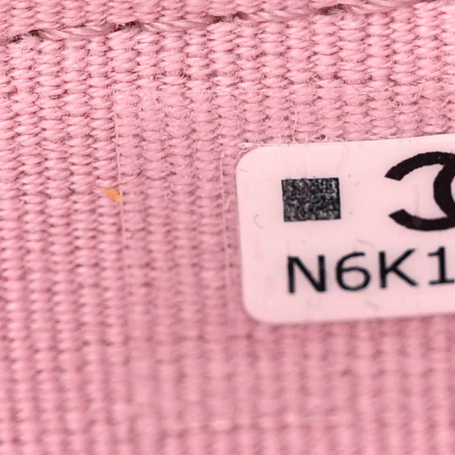 Chanel Caviar Quilted CC Zip Around Card Holder Pink 7 of 8