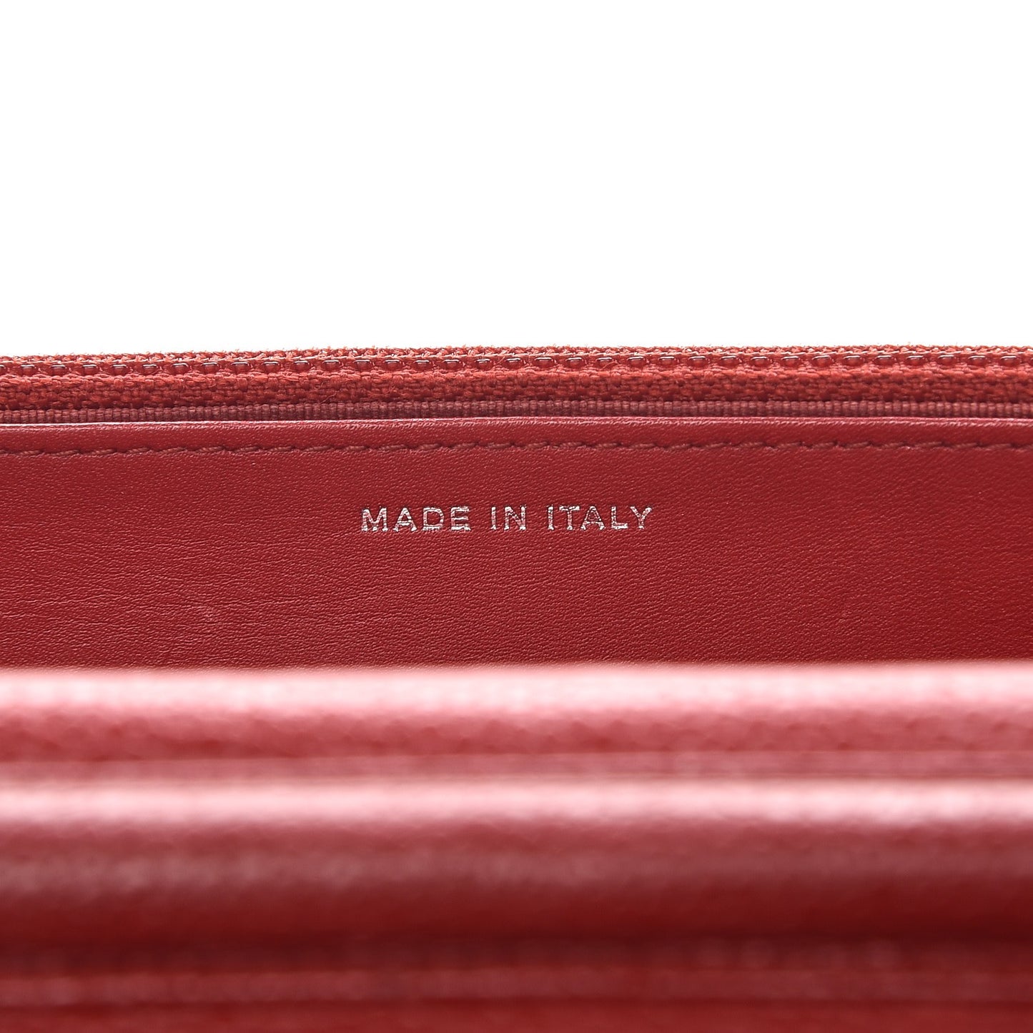 Caviar Quilted Wallet on Chain WOC Red
