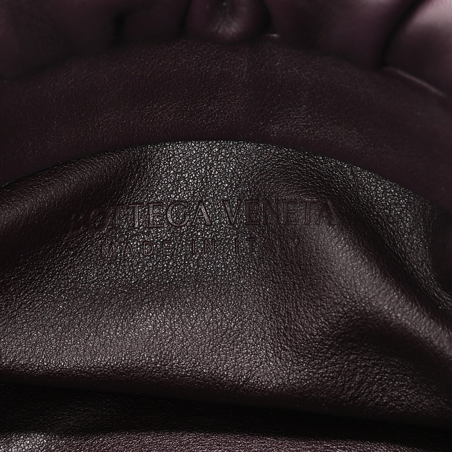 Calfskin The Pouch Chain Grape