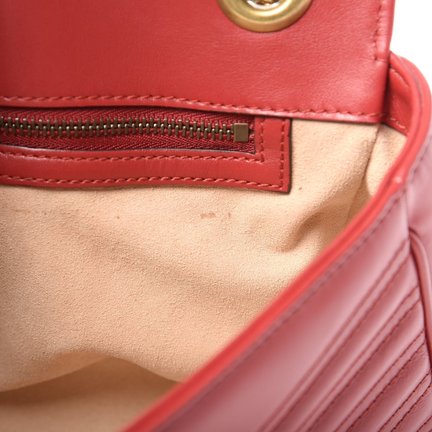 Calfskin Matelasse Small GG Marmont Shoulder Bag Hibiscus Red