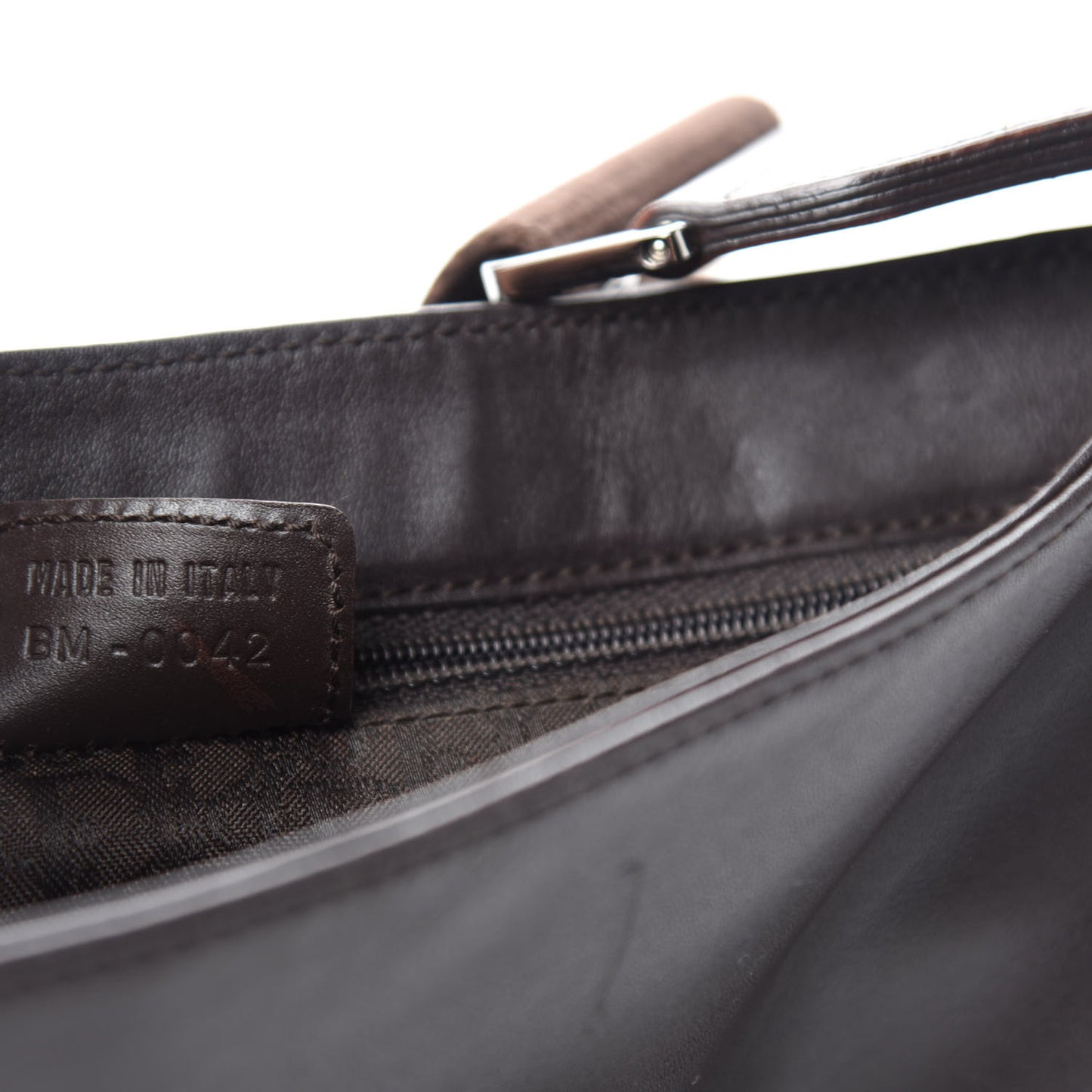 Calfskin Street Chic Messenger Brown