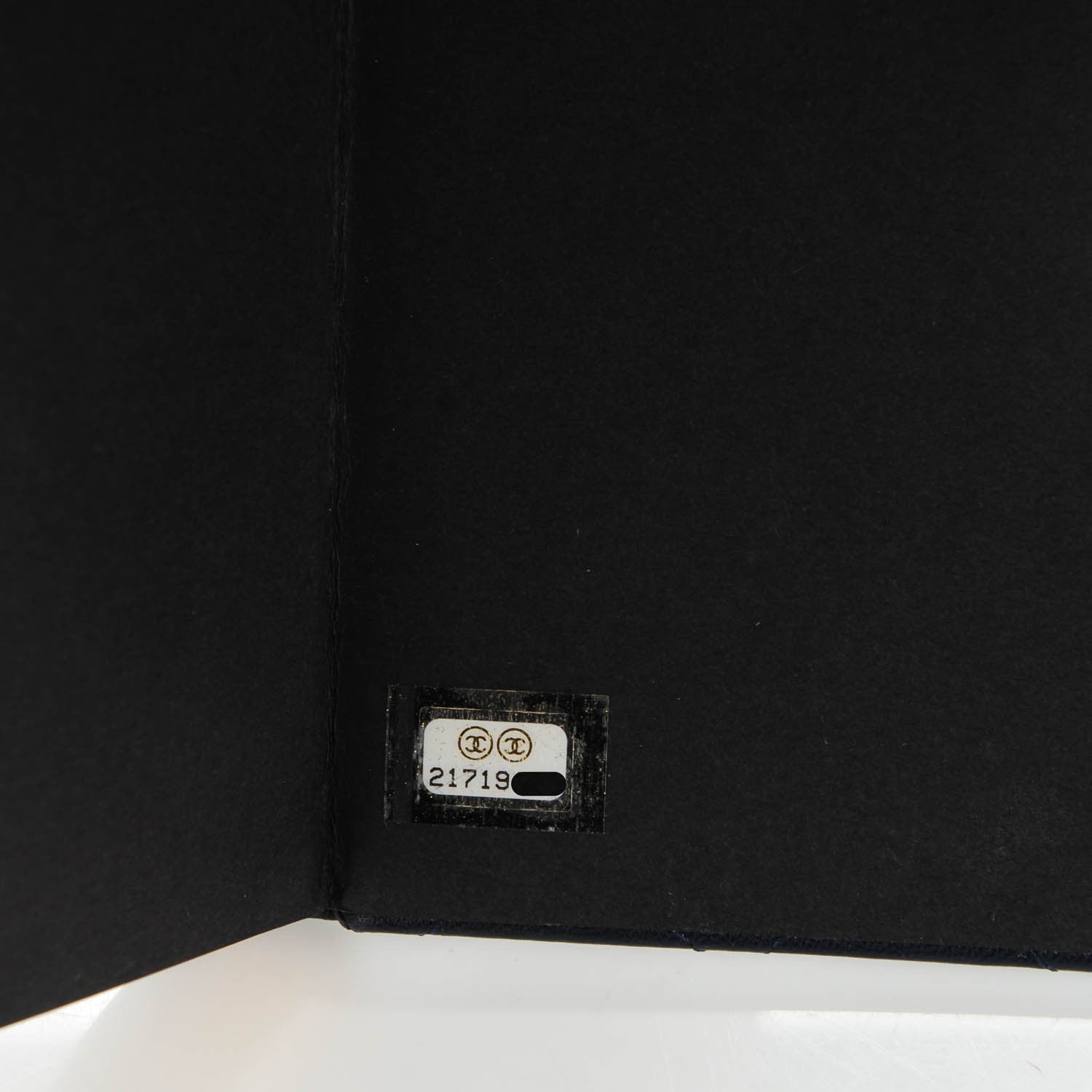 Chanel Lambskin Quilted Notebook Navy 5 of 7