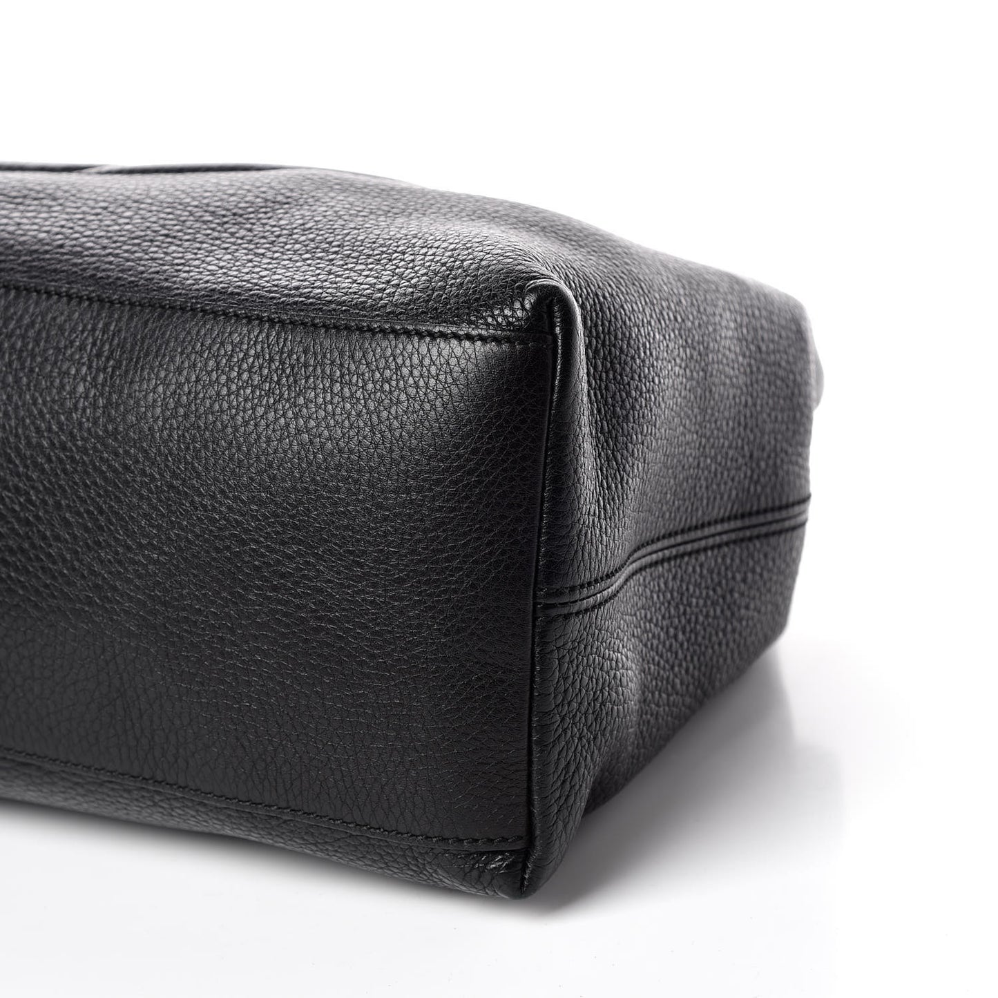 Pebbled Calfskin Medium Soho Chain Shoulder Bag Black