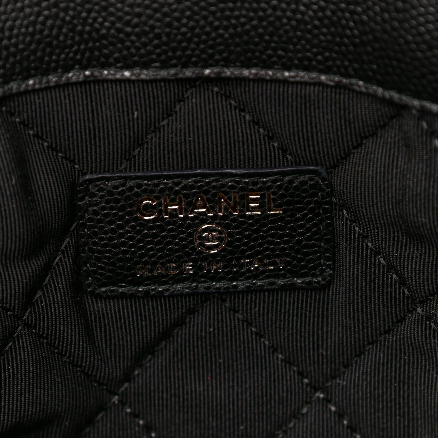 Caviar Quilted Medium Golden Class Pouch Black