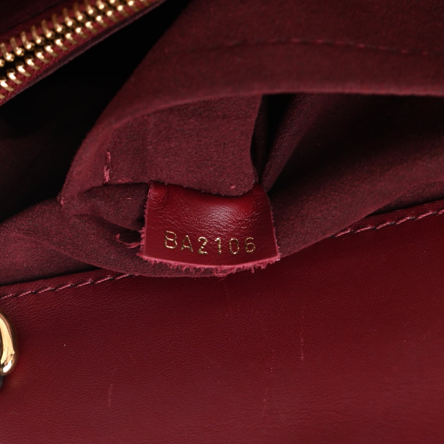 Monogram Venus Raisin