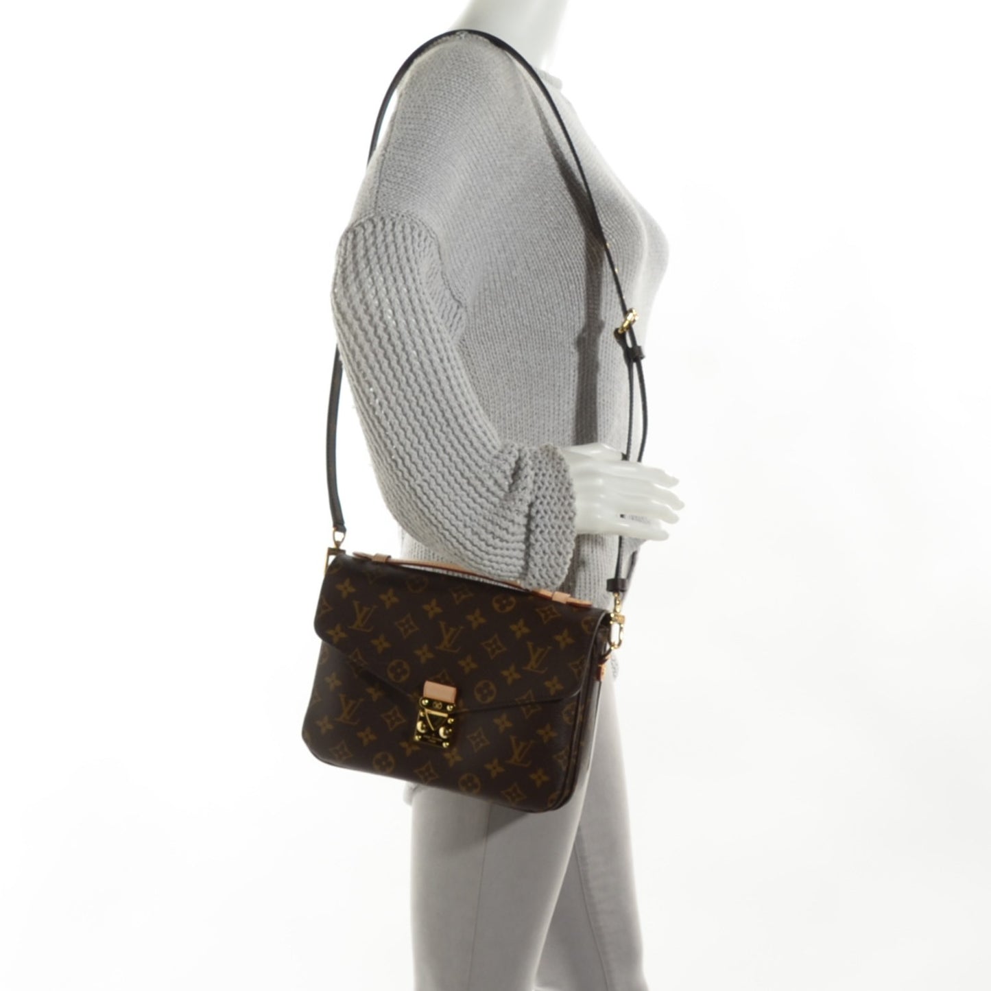 Monogram Pochette Metis