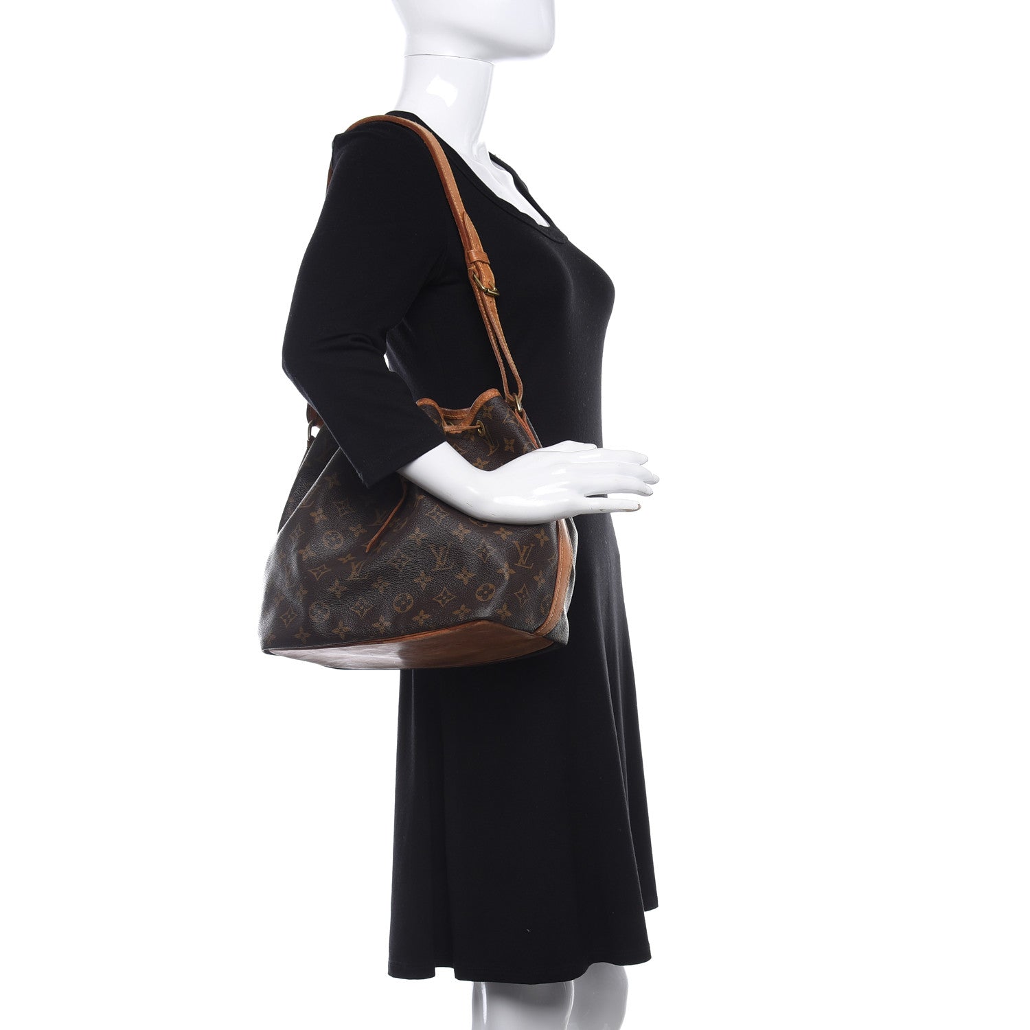 Louis Vuitton Monogram Petit Noe 3 of 10