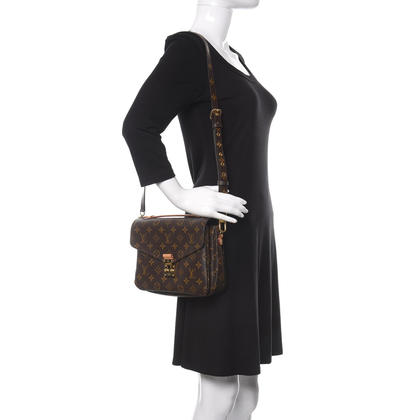 Monogram Pochette Metis