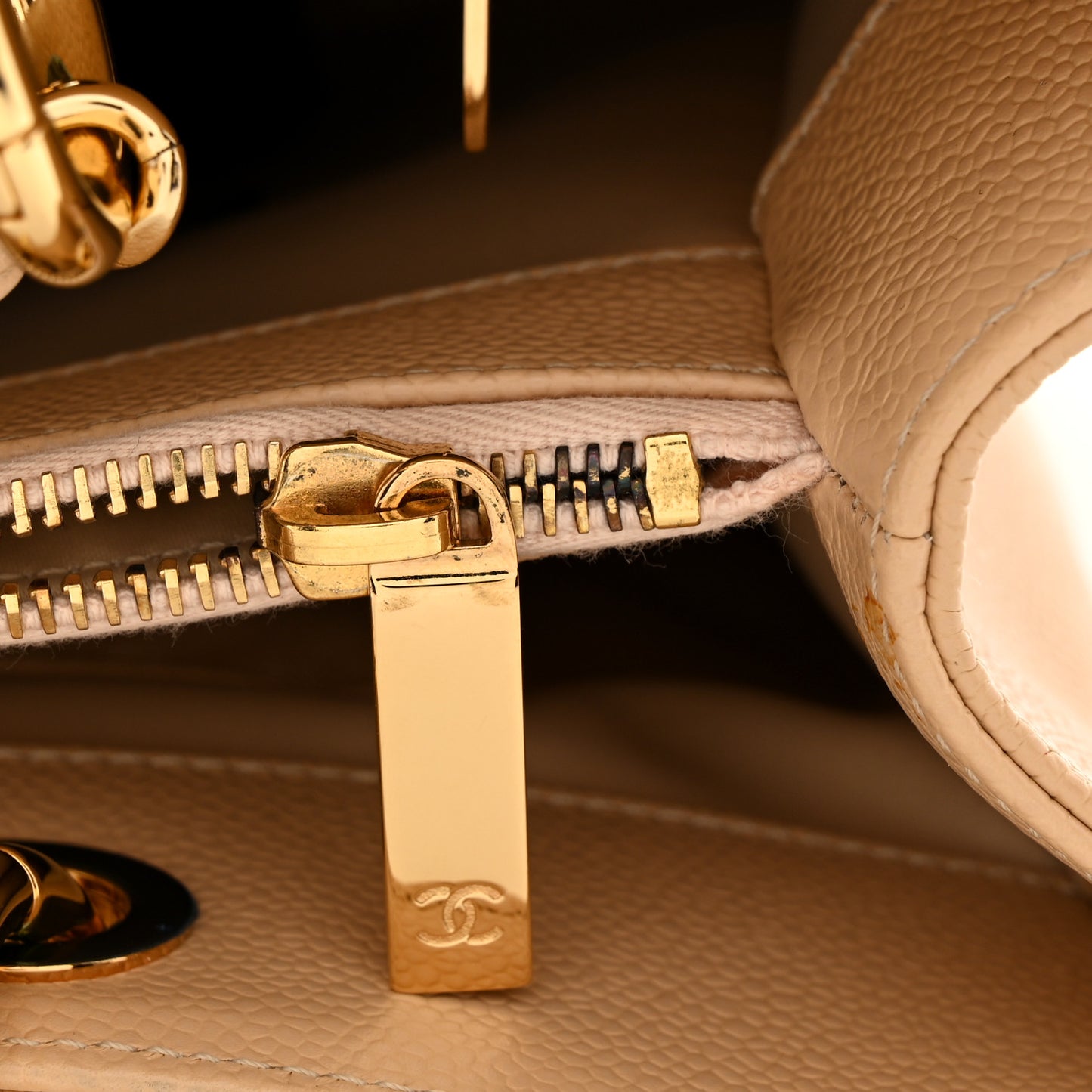 Caviar Quilted Grand Shopping Tote GST Beige