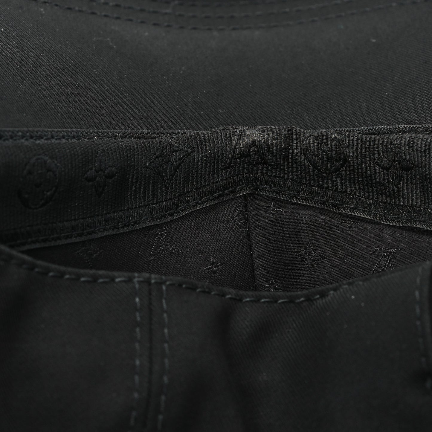 Cotton LV Signature Cap M Black
