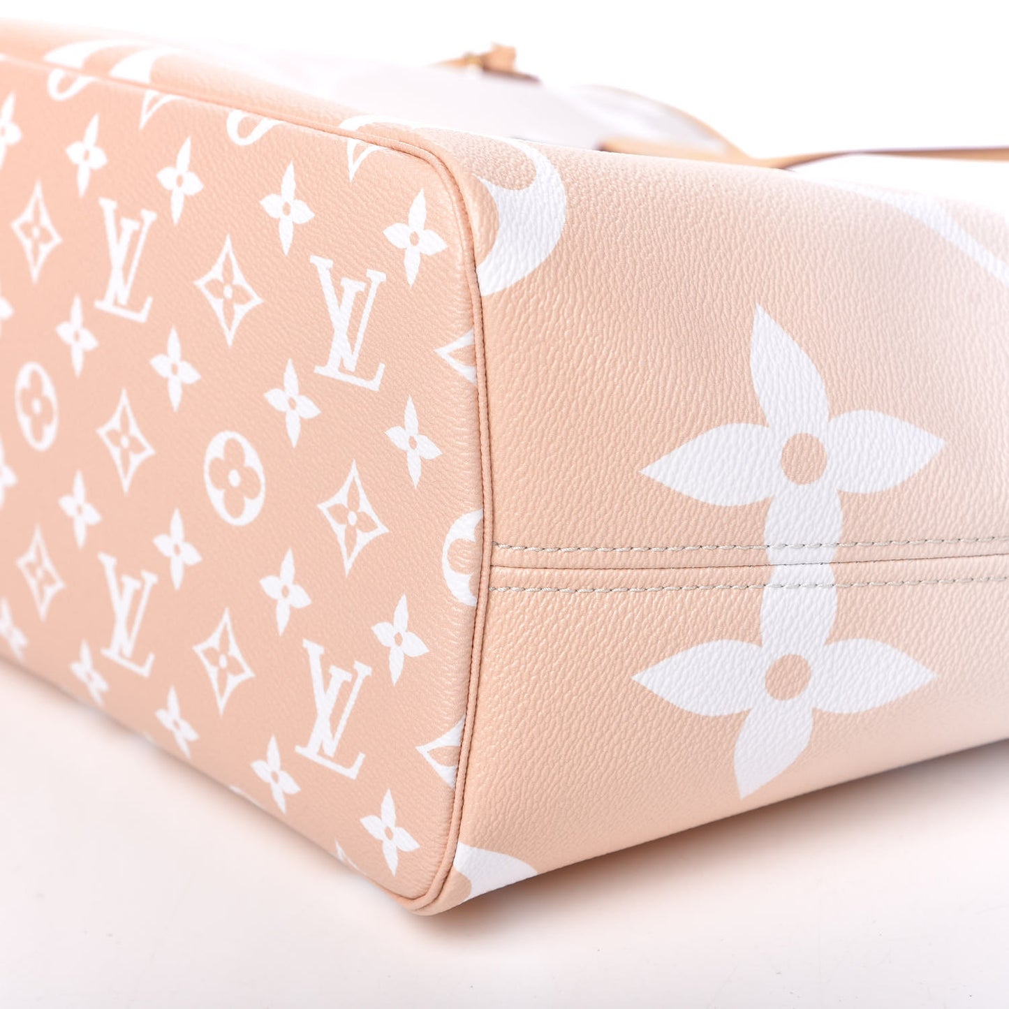 Monogram Giant By The Pool Neverfull MM Brume