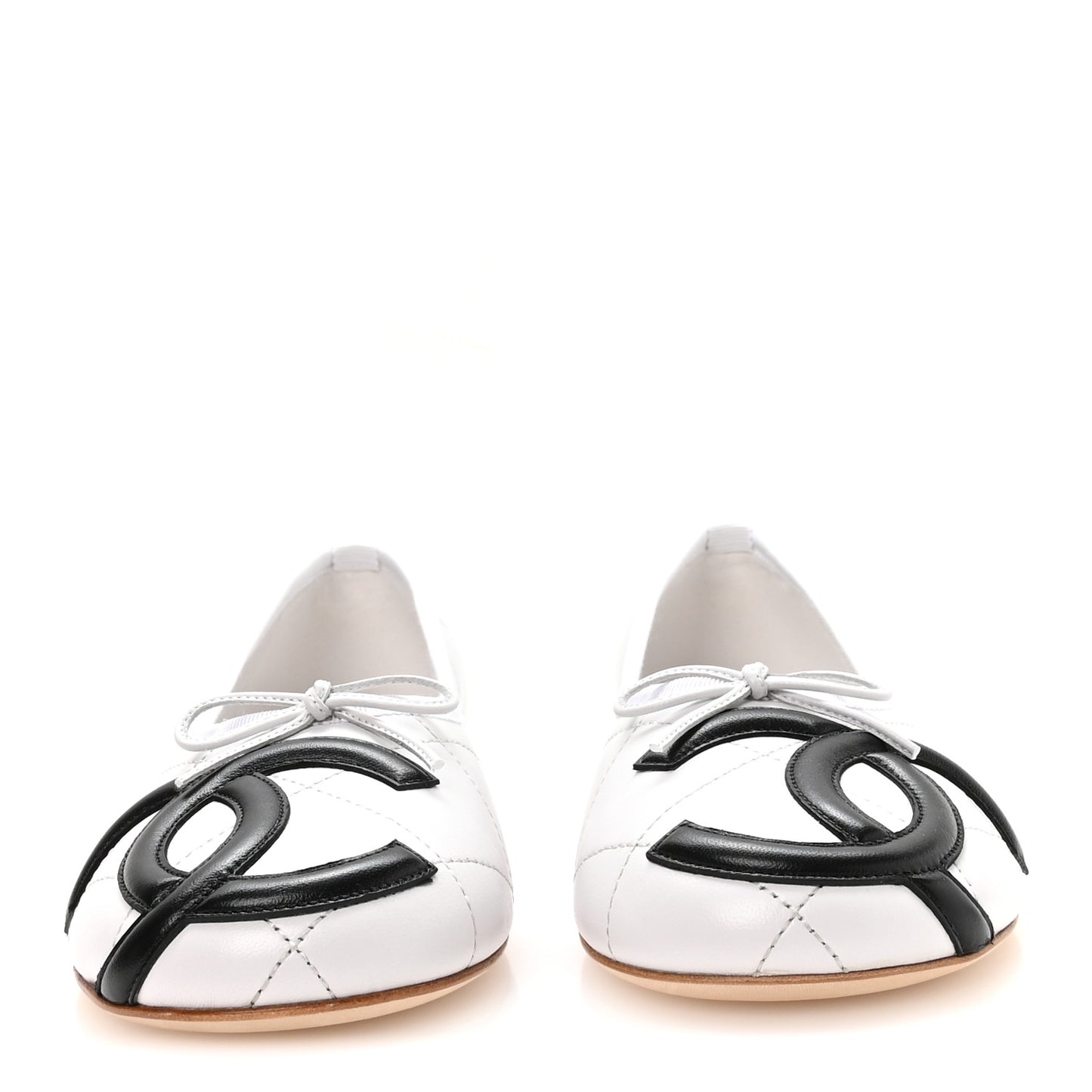 Lambskin Quilted CC Cambon Ballet Flats 39 White Black