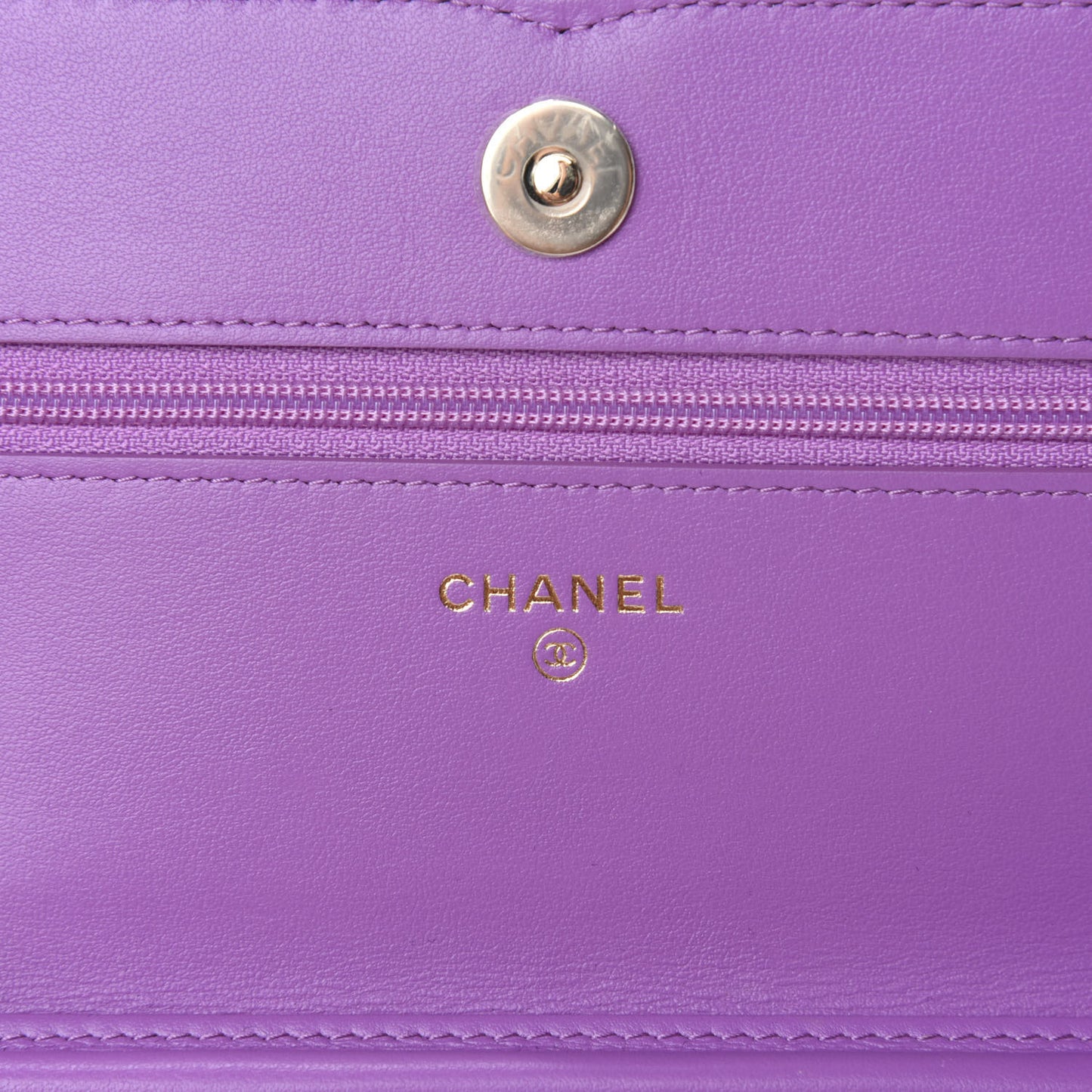 Caviar Quilted CC Filigree Wallet On Chain WOC Purple