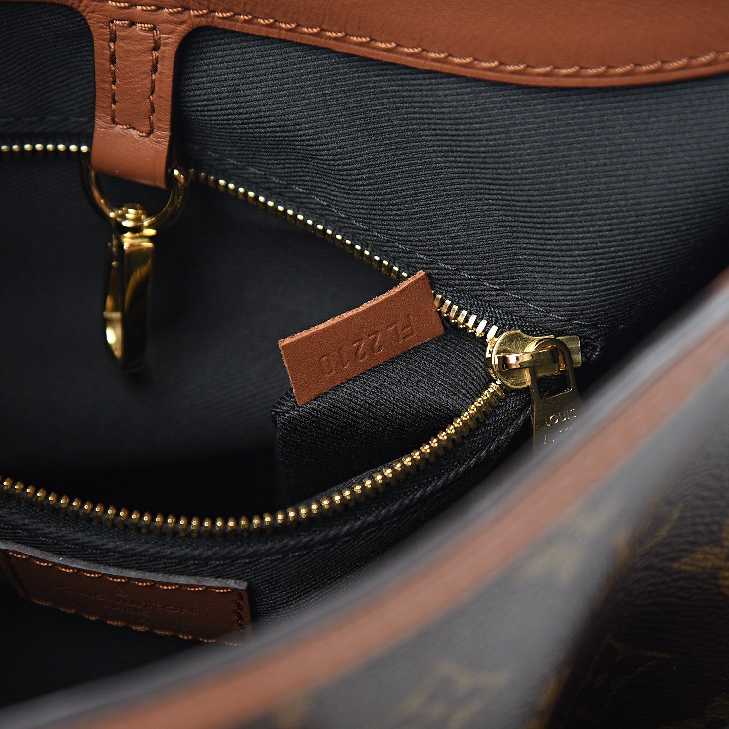 Louis Vuitton Reverse Monogram Dauphine Hobo PM 6 of 10