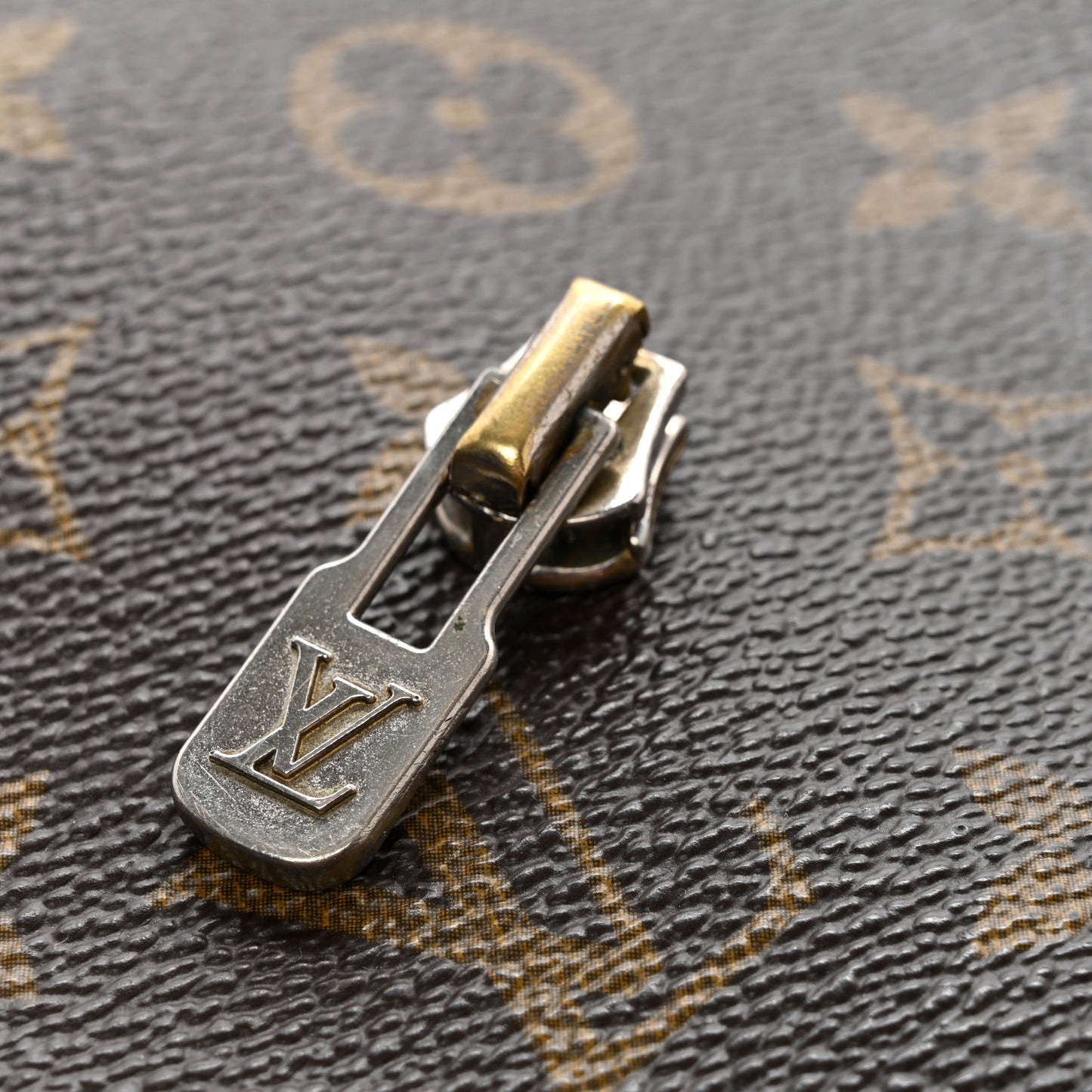 Monogram Poche Documents Portfolio Case 39