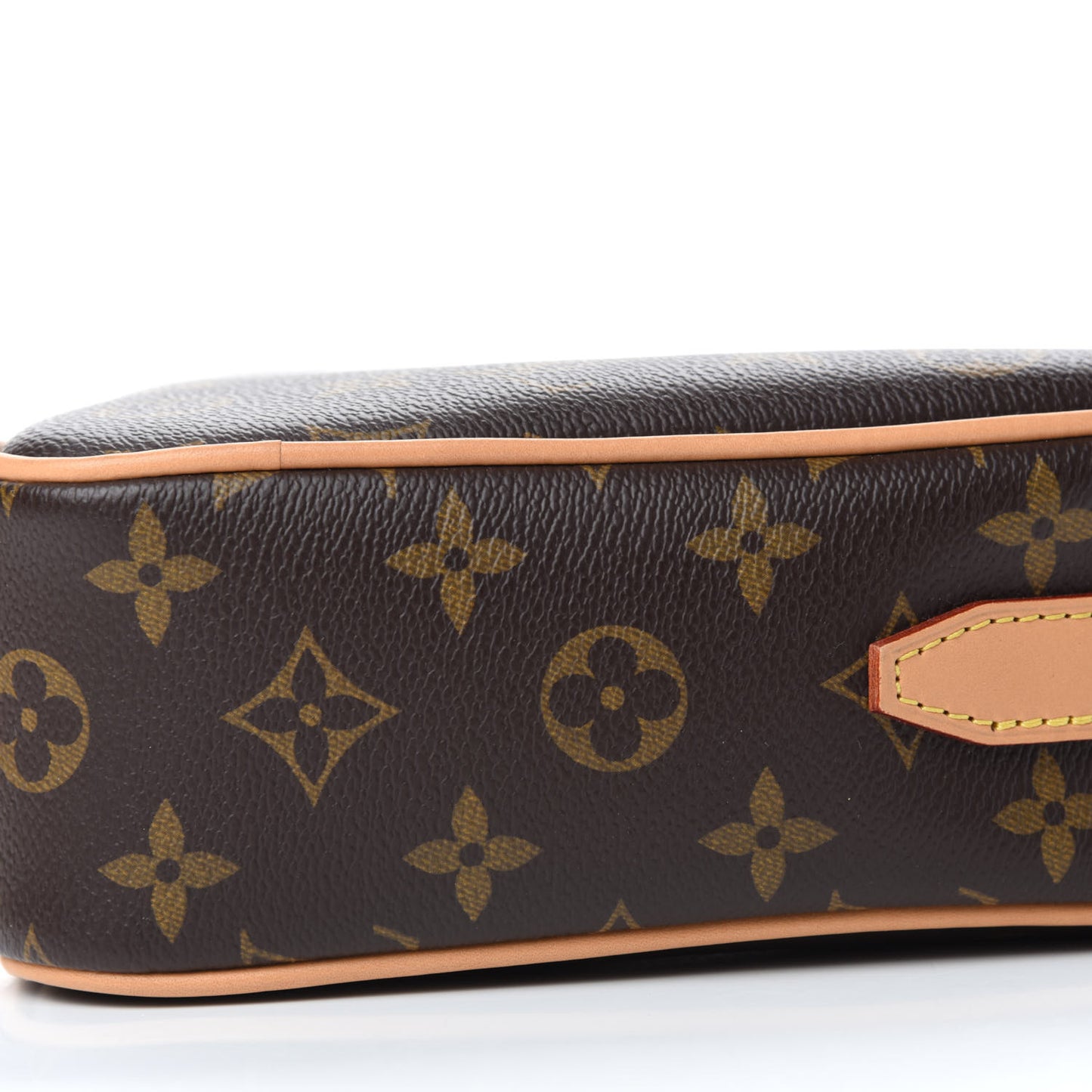 Monogram Game On Coeur