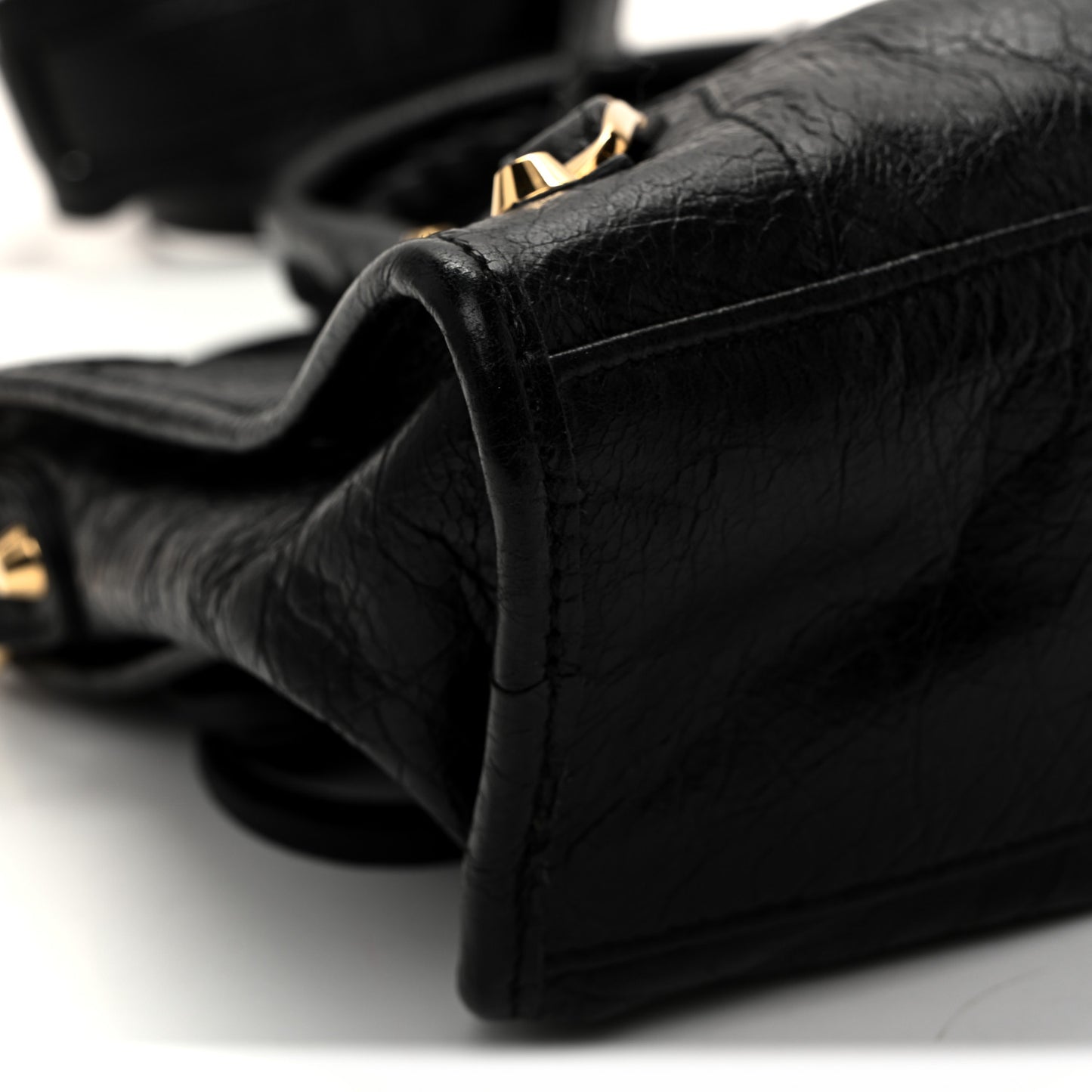 Agneau Classic Gold Hardware S City Black