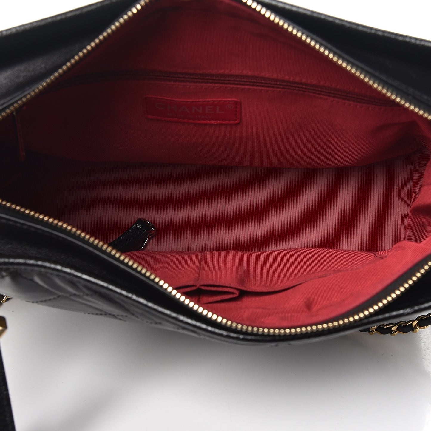 Aged Calfskin Quilted Medium Gabrielle Hobo Black