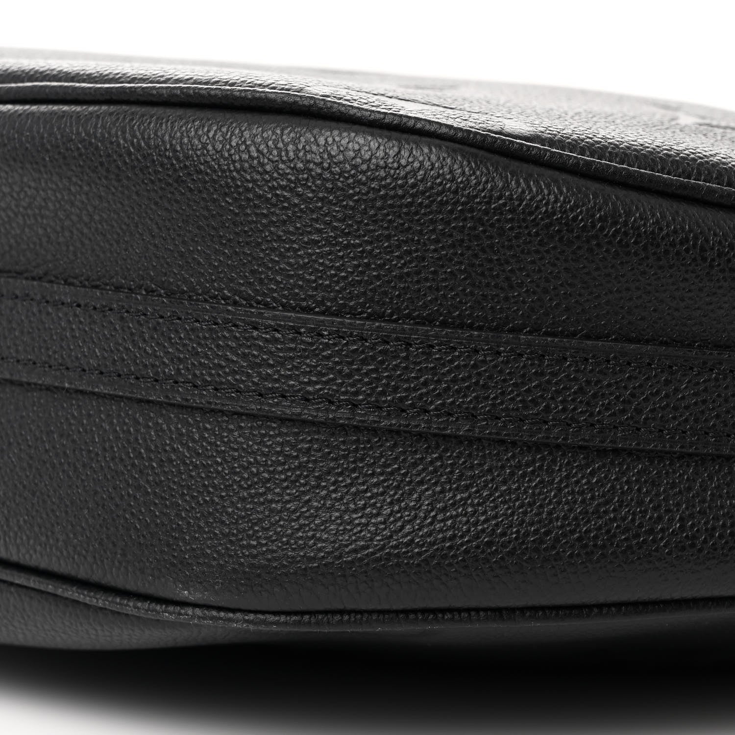 Louis Vuitton Empreinte Monogram Giant Loop Hobo Black 11 of 11
